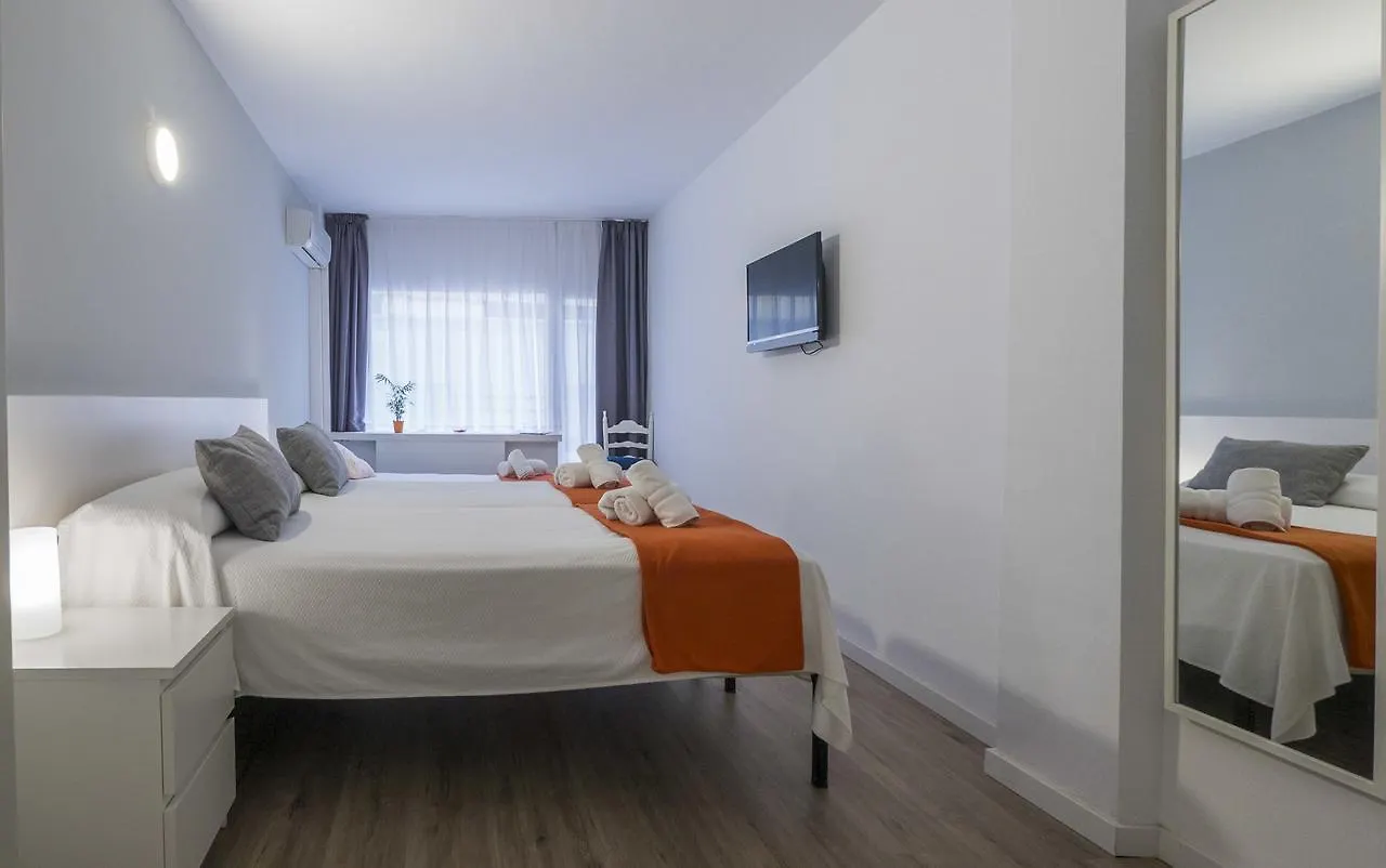 Hotel Victoria Lloret de Mar 3*,  İspanya